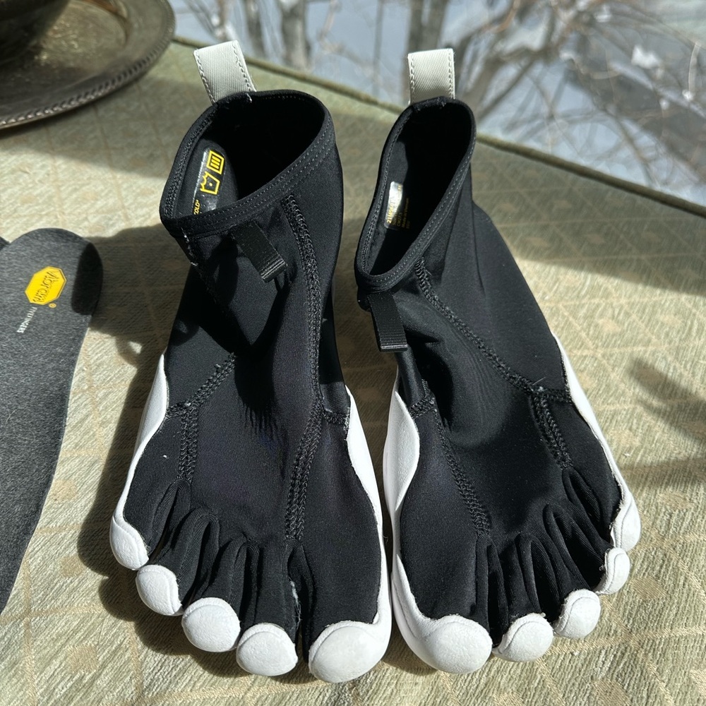 Vibram Fivefingers V-Neop